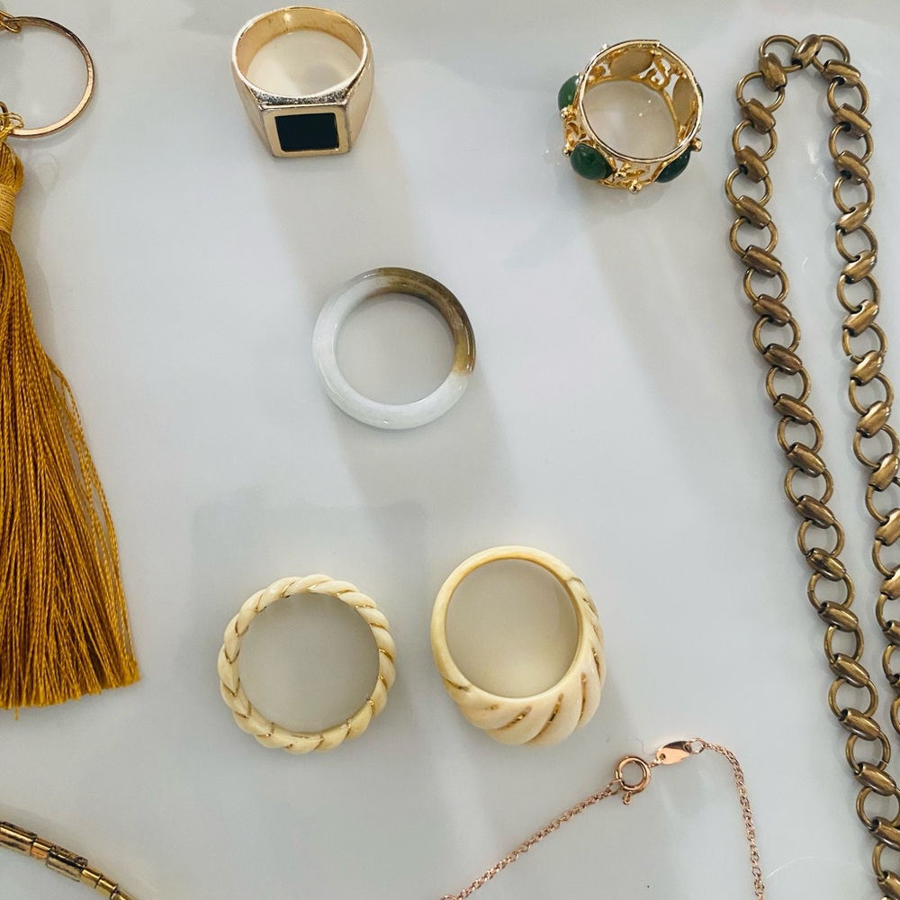 Mixed Jewelry Moment - Picture 6 of 12